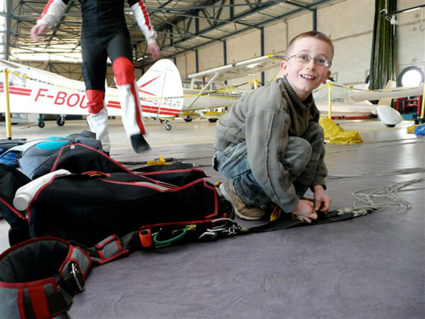 Le chef plieur de parachute